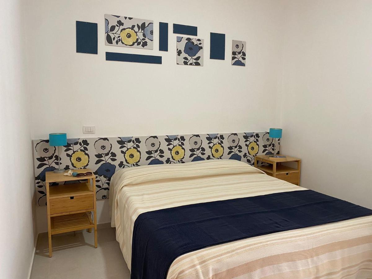 Casa Vacanze Il Giardino Dei Girasoli Marina di Ragusa Exterior foto
